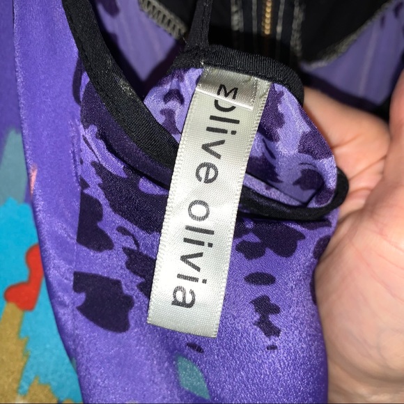 Olive Olivia flowy back blouse - Picture 4 of 4